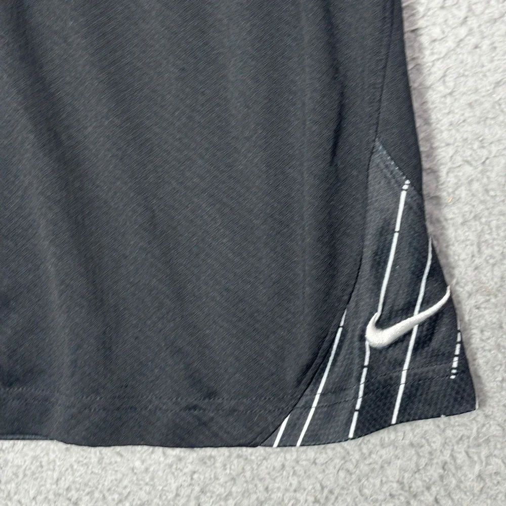 Nike Boys XL Dri-FIT Basketball Shorts Black White Striped Athletic Gym 1663